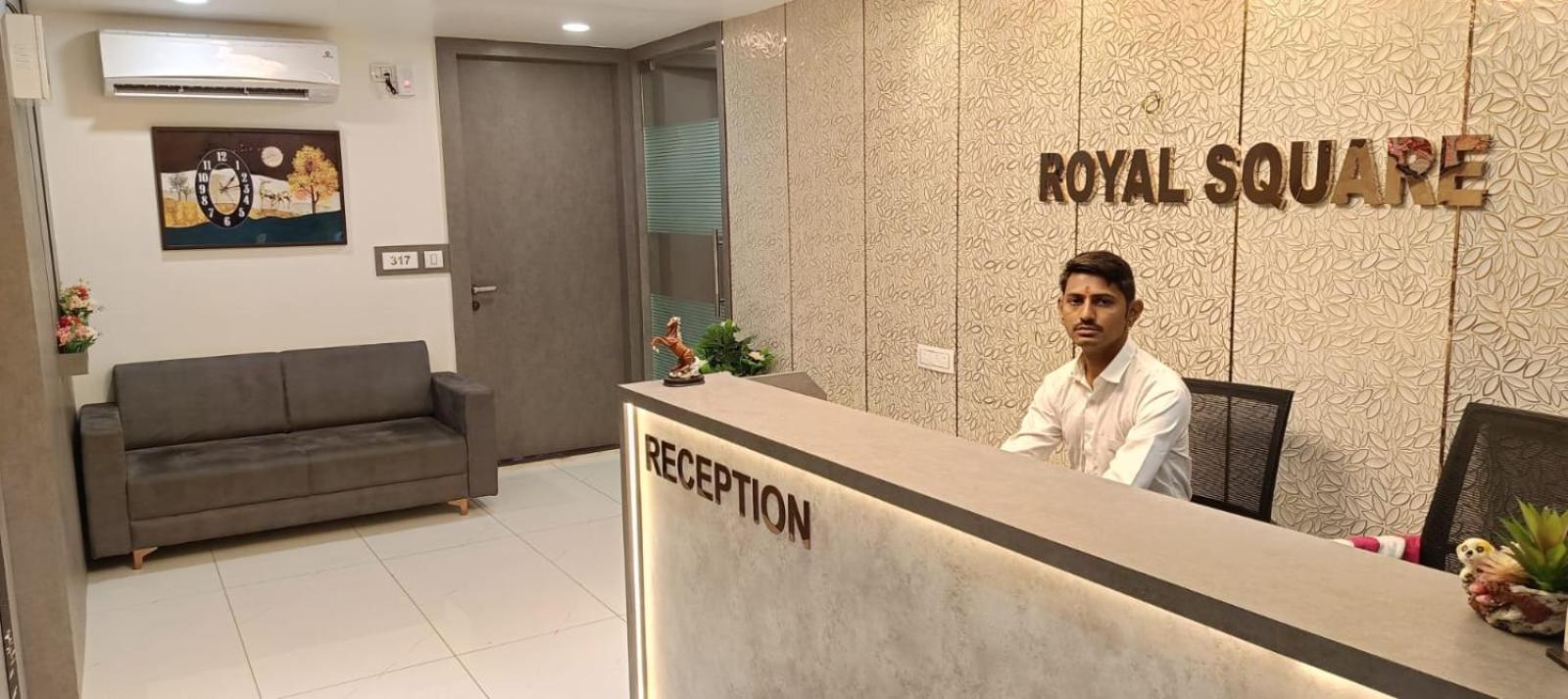 Hotel Royal Square Gandhinagar Exterior foto